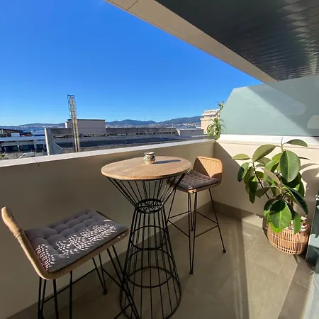Piso De Diseno En Con Parking Gratuito Apartment