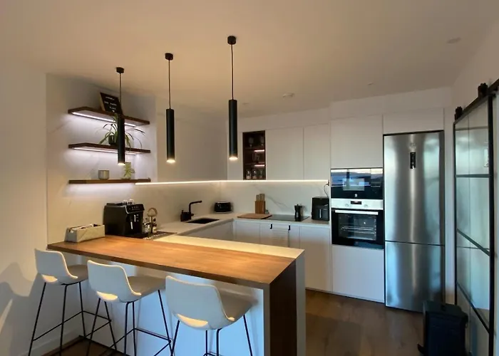 Piso De Diseno En Con Parking Gratuito Apartment